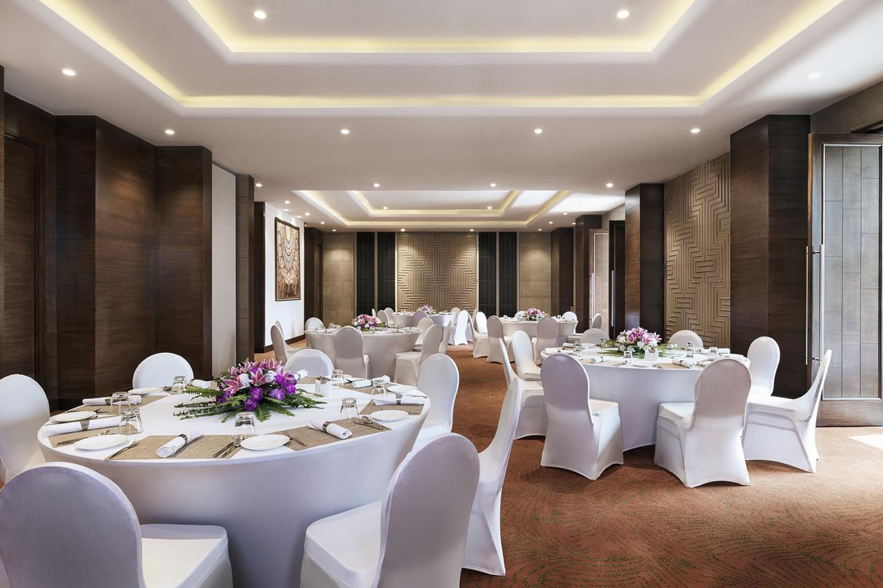 Oaks Bodhgaya Hotel Exterior foto